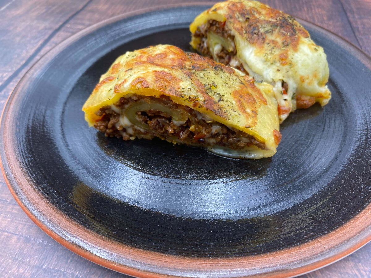 Kartoffel-Hack-Rolle mit viel Käse