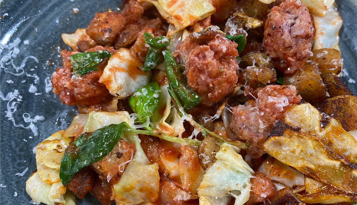 Italienische Pfanne mit Salsiccia