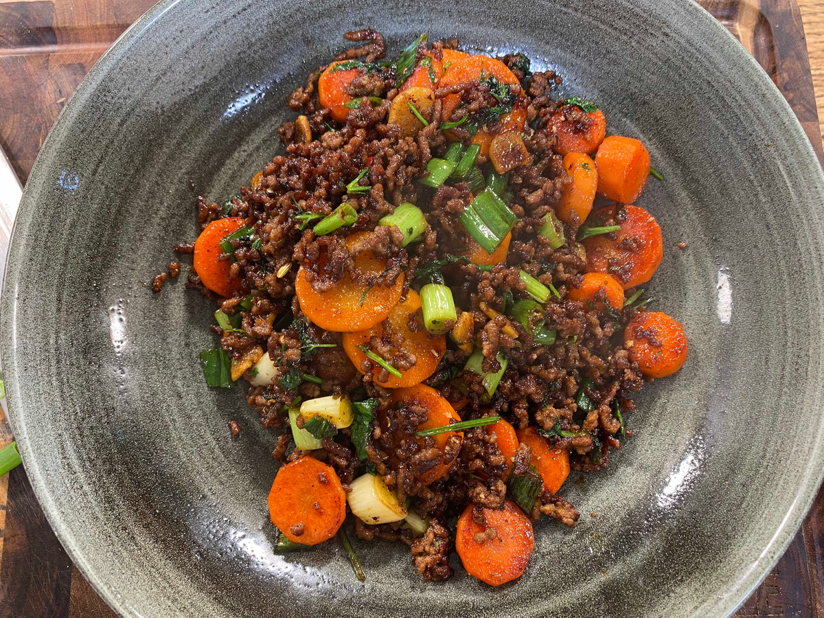 Rinderhackpfanne mit Soja und Honig