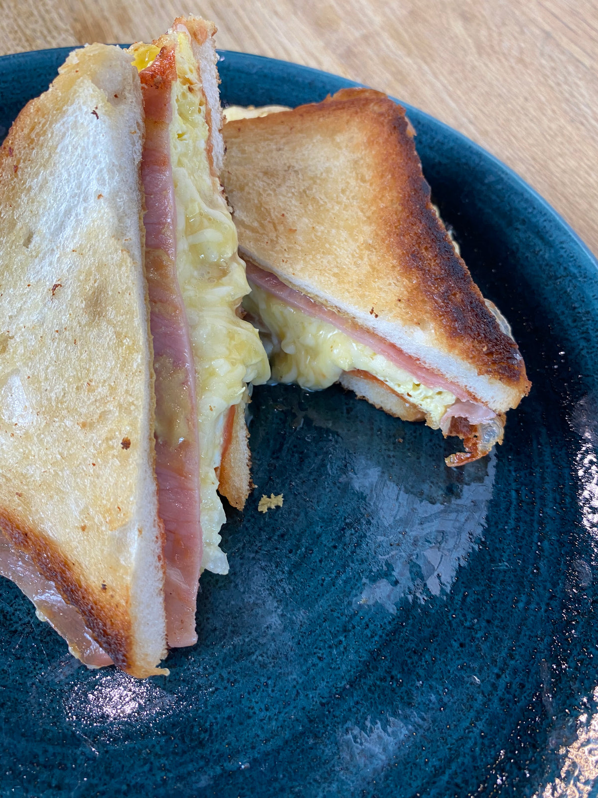 Bacon And Egg Sandwich