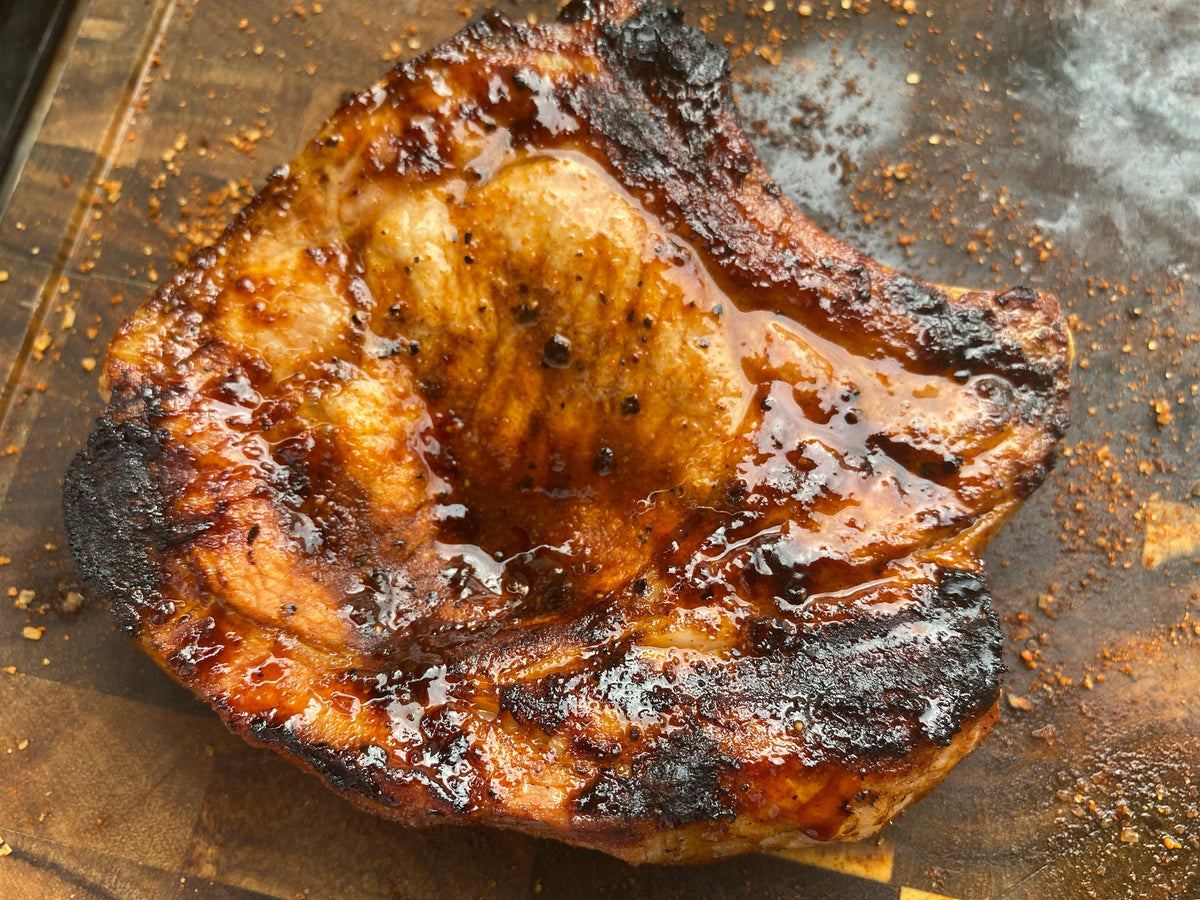 Schweinekotelett vom Grill mit Teriyaki-Marinade