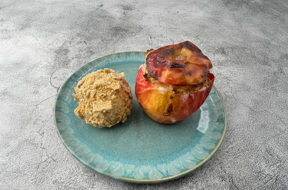 Bratapfel mit knusprigem Vanilleeis