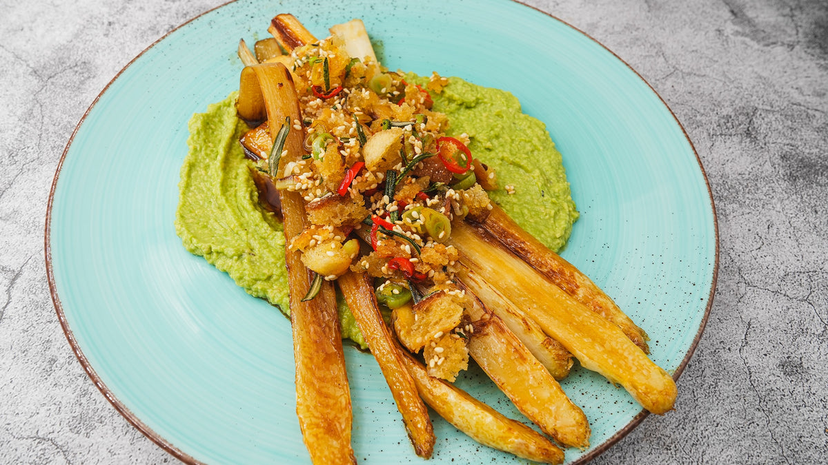Spargel mit Avocado und Knusper