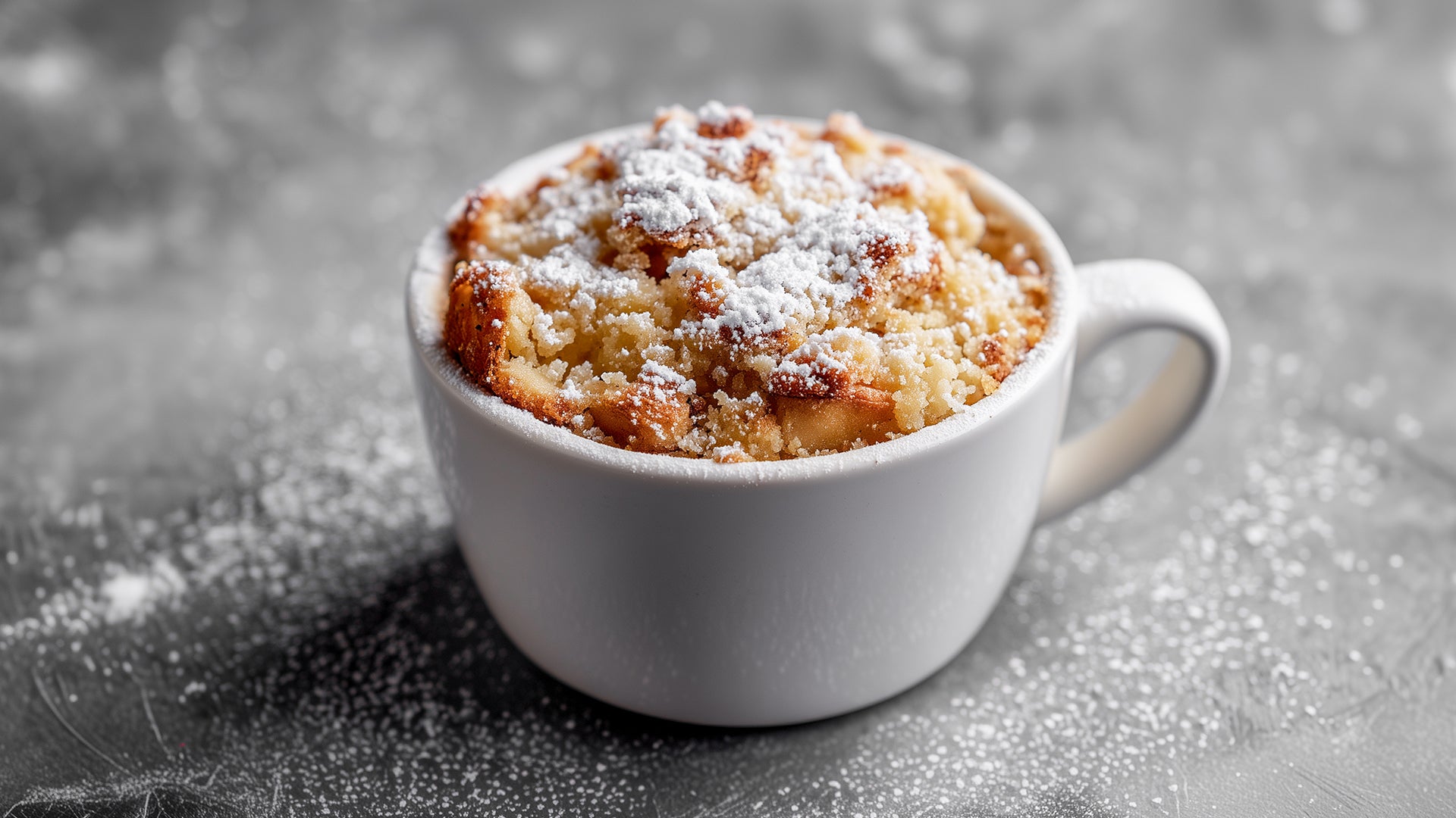 Apfel-Crumble aus der Cappuccinotasse
